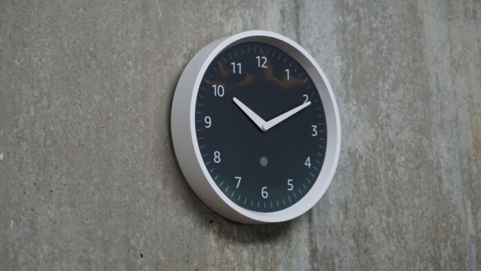 Amazon Echo Wall Clock: Visual Timers with Alexa Integration